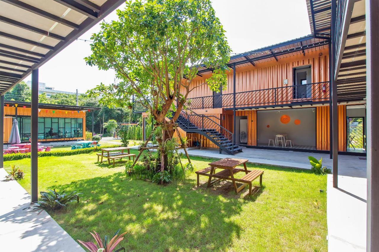Jn9 Poshtel Hotel Pattaya Eksteriør billede